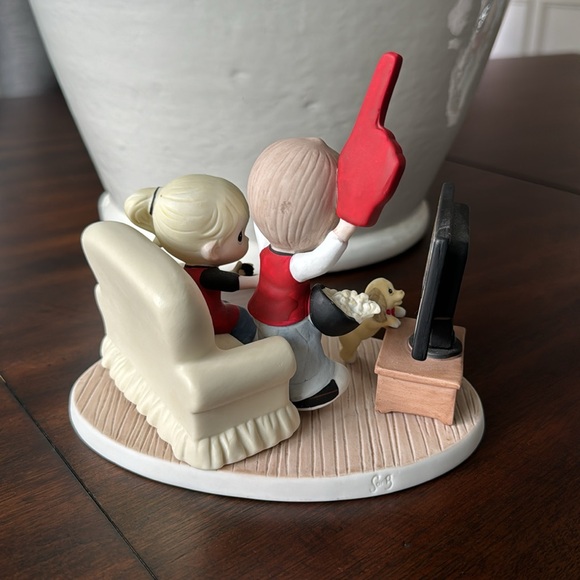 Precious Moments Chicago Blackhaws - Picture 3 of 4